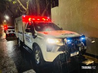 Um morto e outro ferido a tiros no pátio de residência na Vila da Batalha em Foz do Iguaçu