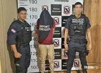 Homem de 26 anos é preso após agredir violentamente sua mãe em Ciudad Del Este no Paraguai