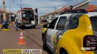 Colisão entre carro e motocicleta deixa mulher ferida no bairro Porto Seguro em Santa Helena