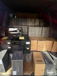 Ação integrada nas fronteiras de Foz do Iguaçu resulta na apreensão de vinhos e eletrônicos