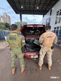 Policia Federal e PMPR apreendem 13 mil maços de cigarros em duas ações no Rio Paraná