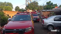 Bombeiros resgatam adolescente de 15 anos que morreu afogado no Rio Paraná Bombeiros resgatam adolescente de 15 anos que morreu afogado no Rio Paraná