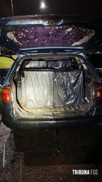 PF e BPFRON apreendem dois veículos com cigarros contrabandeados PF e BPFRON apreendem dois veículos com cigarros contrabandeados