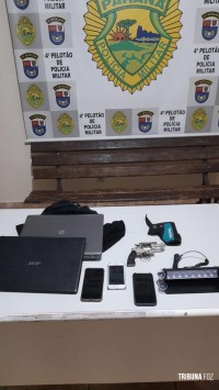 PM e Policia Civil prende três assaltantes em flagrante em STI PM e Policia Civil prende três assaltantes em flagrante em STI