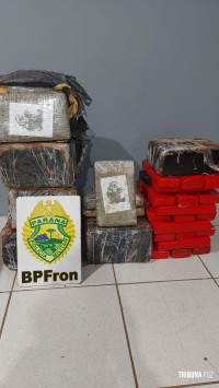 BPFRON apreende carro carregado com drogas em SMI BPFRON apreende carro carregado com drogas em SMI