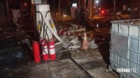 Posto de combustível pega fogo na Vila Portes Posto de combustível pega fogo na Vila Portes