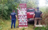 Policia Nacional do Paraguai de Santa Rita apreende caminhonete roubada na Argentina Policia Nacional do Paraguai de Santa Rita apreende caminhonete roubada na Argentina