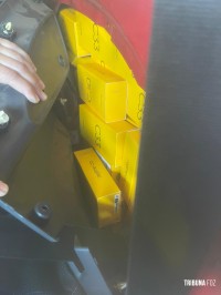 RF encontra mais de 75 celulares em fundo falso de veículo na Ponte da Amizade RF encontra mais de 75 celulares em fundo falso de veículo na Ponte da Amizade