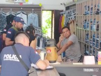 Comerciante é preso após viralizar vídeos sexuais com a ex-esposa Comerciante é preso após viralizar vídeos sexuais com a ex-esposa