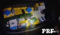 PRF apreende dois veículos carregados com contrabando na BR-277 em STI PRF apreende dois veículos carregados com contrabando na BR-277 em STI