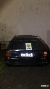 Polícia Militar recupera veículo furtado no Bairro Morumbi Polícia Militar recupera veículo furtado no Bairro Morumbi