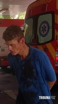 Assalto a farmácia na região da Vila A termina com um assaltante baleado e outro preso Assalto a farmácia na região da Vila A termina com um assaltante baleado e outro preso