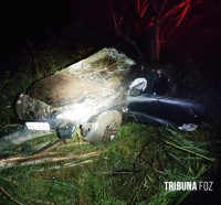 Jovens que se envolveram em grave acidente em Missal são transferidas para hospital de Foz do Iguaçu Jovens que se envolveram em grave acidente em Missal são transferidas para hospital de Foz do Iguaçu