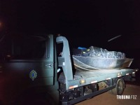 PF e PC apreendem embarcação com cigarros contrabandeados no Lago de Itaipu PF e PC apreendem embarcação com cigarros contrabandeados no Lago de Itaipu