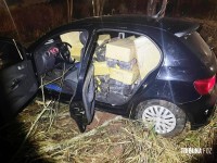 Policia Federal e BPFRON interceptam veículo carregado 701,5 Kg de maconha no Bairro Porto Belo Policia Federal e BPFRON interceptam veículo carregado 701,5 Kg de maconha no Bairro Porto Belo