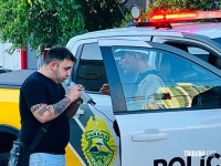 Siate socorre vítima após condutor argentino trafegar na contramão e provocar acidente de trânsito Siate socorre vítima após condutor argentino trafegar na contramão e provocar acidente de trânsito