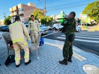 Siate socorre vítima após condutor argentino trafegar na contramão e provocar acidente de trânsito Siate socorre vítima após condutor argentino trafegar na contramão e provocar acidente de trânsito