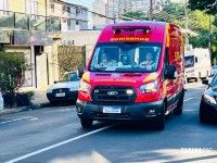 Siate socorre vítima após condutor argentino trafegar na contramão e provocar acidente de trânsito Siate socorre vítima após condutor argentino trafegar na contramão e provocar acidente de trânsito