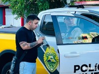 Siate socorre vítima após condutor argentino trafegar na contramão e provocar acidente de trânsito Siate socorre vítima após condutor argentino trafegar na contramão e provocar acidente de trânsito