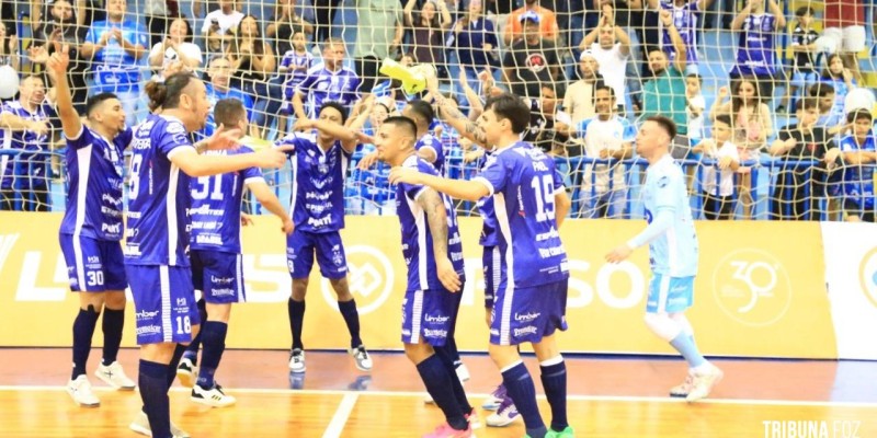 Foz Cataratas Futsal enfrenta o Manoel Ribas nesta quarta-feira (06) Foz Cataratas Futsal enfrenta o Manoel Ribas nesta quarta-feira (06)