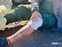 Motociclista fica ferido após ser fechado por caminhão na Av. Fiorino Brol Motociclista fica ferido após ser fechado por caminhão na Av. Fiorino Brol