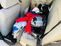 Perseguição policial termina com abandono de veículo e apreensão de arma Perseguição policial termina com abandono de veículo e apreensão de arma