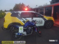 Motociclista é flagrado empinando e tem a moto apreendida em Missal Motociclista é flagrado empinando e tem a moto apreendida em Missal