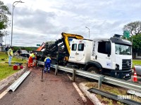 PRF informa fechamento do acesso ao Jardim Jupira na BR-277 em Foz do Iguaçu PRF informa fechamento do acesso ao Jardim Jupira na BR-277 em Foz do Iguaçu