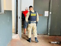 Homem joga cachorrinha no rio e acaba preso em flagrante pela Policia Militar Homem joga cachorrinha no rio e acaba preso em flagrante pela Policia Militar