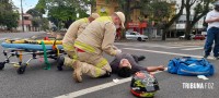 Motociclista é socorrido pelo Siate após colisão na Av. República Argentina Motociclista é socorrido pelo Siate após colisão na Av. República Argentina