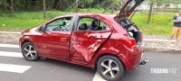 Motociclista é socorrido pelo Siate após colisão na Av. República Argentina Motociclista é socorrido pelo Siate após colisão na Av. República Argentina