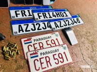 PM prende 11 pessoas e apreende armas, veículo blindado e produtos roubados em Foz do Iguaçu PM prende 11 pessoas e apreende armas, veículo blindado e produtos roubados em Foz do Iguaçu