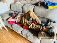 Homem é esfaqueado em plena luz do dia no Bairro Três Lagoas  Homem é esfaqueado em plena luz do dia no Bairro Três Lagoas