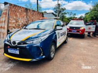 Homem é esfaqueado em plena luz do dia no Bairro Três Lagoas  Homem é esfaqueado em plena luz do dia no Bairro Três Lagoas