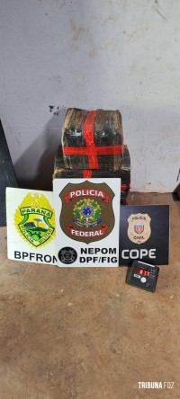 Policia Federal apreende 67,5 Kg de maconha às margens do Lago de Itaipu em Santa Helena Policia Federal apreende 67,5 Kg de maconha às margens do Lago de Itaipu em Santa Helena