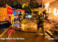 Três incêndios a residências mobilizam o Corpo de Bombeiros na noite de quinta-feira  Três incêndios a residências mobilizam o Corpo de Bombeiros na noite de quinta-feira