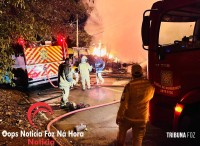 Três incêndios a residências mobilizam o Corpo de Bombeiros na noite de quinta-feira  Três incêndios a residências mobilizam o Corpo de Bombeiros na noite de quinta-feira