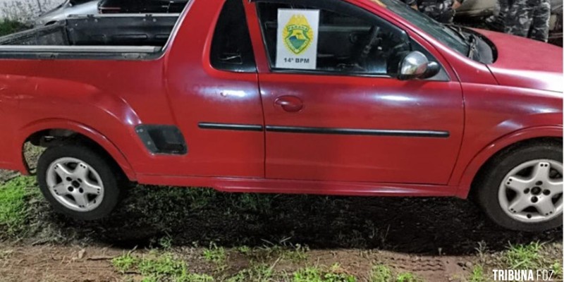 PM recupera veículo com alerta de furto na Av. Costa e Silva em Foz do Iguaçu PM recupera veículo com alerta de furto na Av. Costa e Silva em Foz do Iguaçu