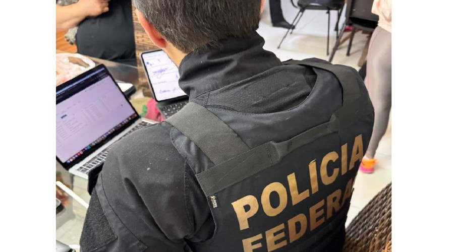 Policia Federal apura fraude documental em inscrições eleitorais na cidade de Toledo Policia Federal apura fraude documental em inscrições eleitorais na cidade de Toledo