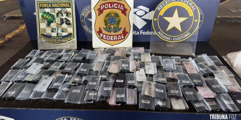 Receita Federal apreende mais de R$ 300 mil em smartphones descaminhados e diversos anabolizantes na Ponte da Amizade Receita Federal apreende mais de R$ 300 mil em smartphones descaminhados e diversos anabolizantes na Ponte da Amizade