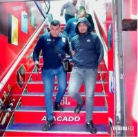 Justiça do Paraguai condena a 6 anos de prisão "Piranha" que dizia ser membro do PCC para coagir turista no centro de Ciudad Del Este Justiça do Paraguai condena a 6 anos de prisão "Piranha" que dizia ser membro do PCC para coagir turista no centro de Ciudad Del Este