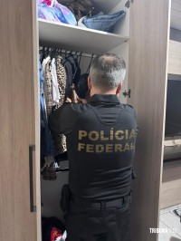 Policia Federal deflagra operação contra o tráfico internacional de armas e drogas na região sul Policia Federal deflagra operação contra o tráfico internacional de armas e drogas na região sul