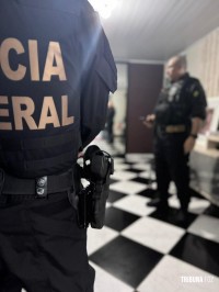 Policia Federal deflagra operação contra o tráfico internacional de armas e drogas na região sul Policia Federal deflagra operação contra o tráfico internacional de armas e drogas na região sul