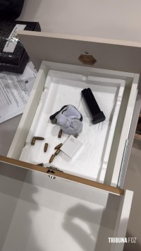 Policia Federal deflagra operação contra o tráfico internacional de armas e drogas na região sul Policia Federal deflagra operação contra o tráfico internacional de armas e drogas na região sul