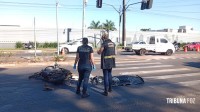 Passageira da moto morre após acidente de trânsito na Av. General Meira Passageira da moto morre após acidente de trânsito na Av. General Meira