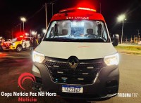 Mulher arrasta motocicleta por 200 metros após acidente na BR-277; motociclista e passageiro ficam feridos Mulher arrasta motocicleta por 200 metros após acidente na BR-277; motociclista e passageiro ficam feridos