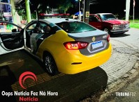 Polícia Militar intercepta duas caminhonetes roubadas e prende duas pessoas Polícia Militar intercepta duas caminhonetes roubadas e prende duas pessoas