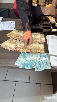 Polícia Federal desarticula duas organizações criminosas dedicadas ao descaminho de eletrônicos e outros crimes conexos Polícia Federal desarticula duas organizações criminosas dedicadas ao descaminho de eletrônicos e outros crimes conexos