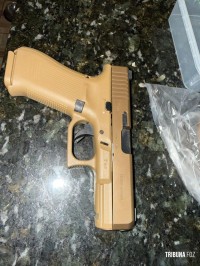 Polícia Federal desarticula duas organizações criminosas dedicadas ao descaminho de eletrônicos e outros crimes conexos Polícia Federal desarticula duas organizações criminosas dedicadas ao descaminho de eletrônicos e outros crimes conexos