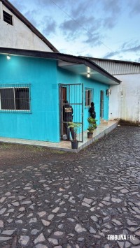 Polícia Federal desarticula duas organizações criminosas dedicadas ao descaminho de eletrônicos e outros crimes conexos Polícia Federal desarticula duas organizações criminosas dedicadas ao descaminho de eletrônicos e outros crimes conexos